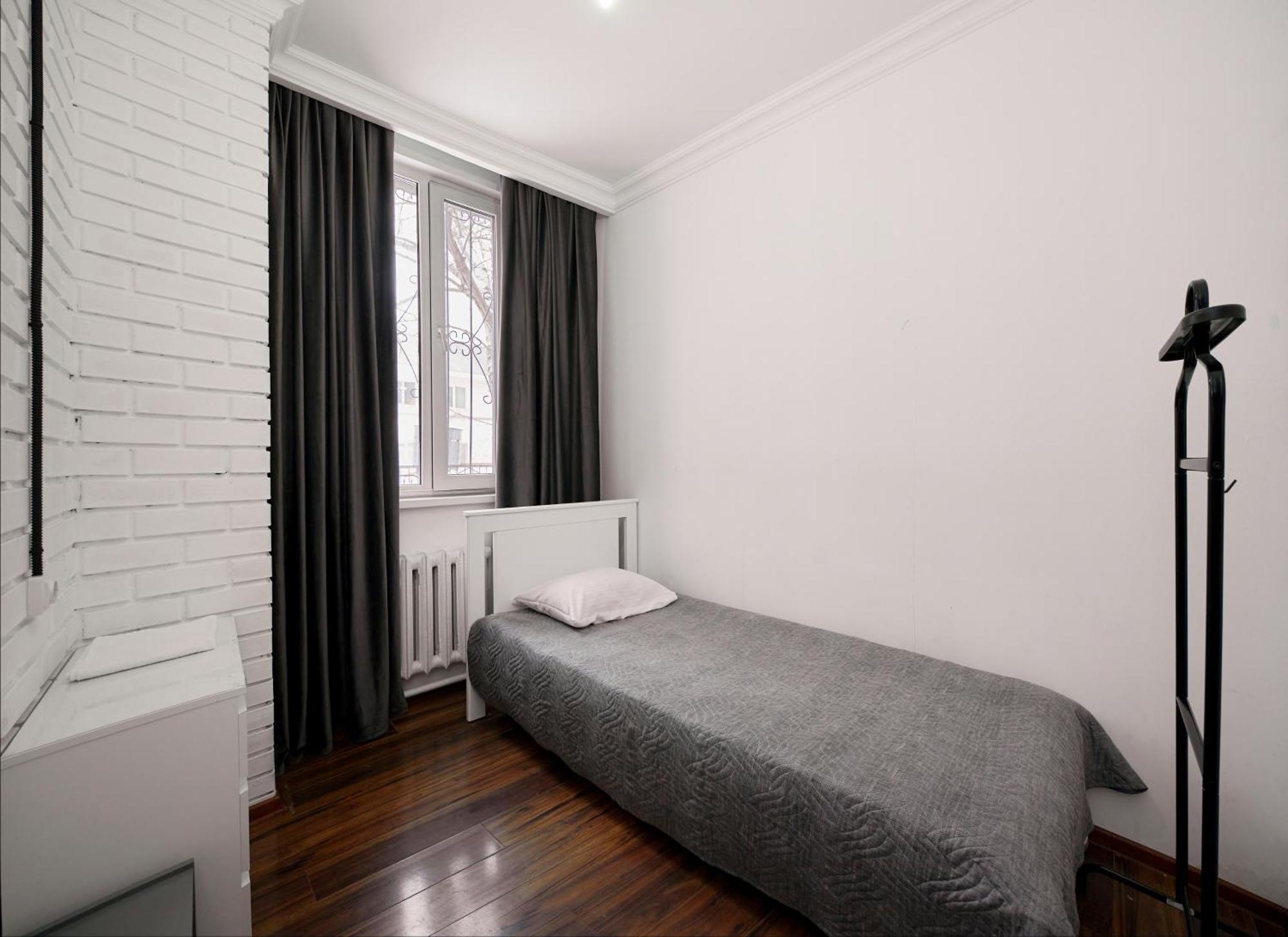 Hannah Inn Budget Hotel Astana Buitenkant foto